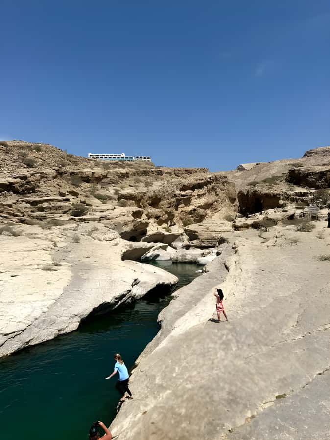 Muscat: Desert & Wadi Bani Khalid Tour with Quad Bike Option - Lunch at a local café after the swim