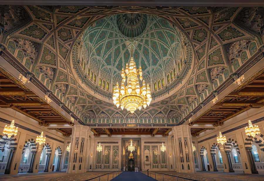 Muscat: Full-Day City Tour - Sultan Qaboos Grand Mosque: start with Oman’s grandest interior