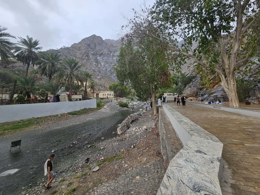 Muscat: full day tour to Nakhal, Rustaq and hot springs - Ain Al Thawra and the tiny fish at your feet
