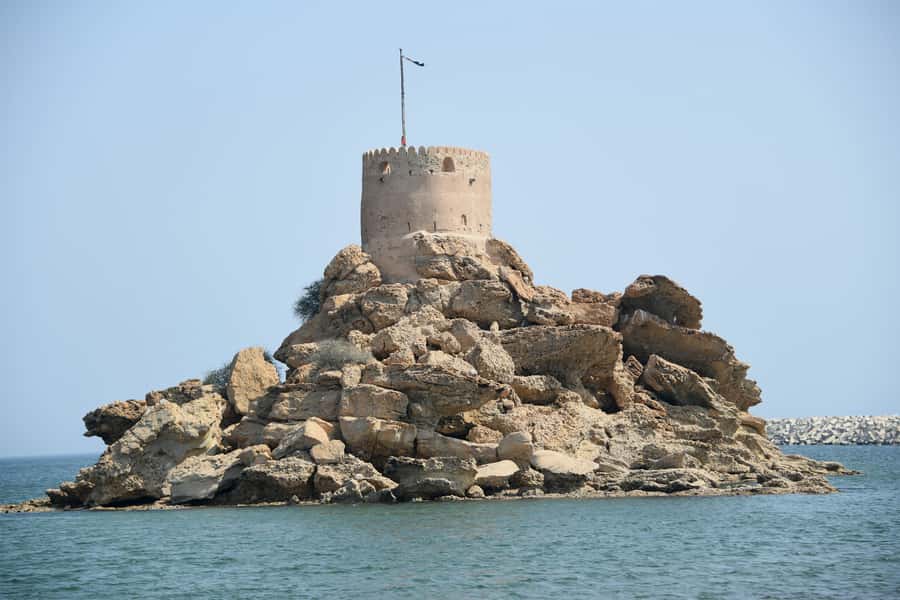 Muscat: Half-Day Guided City and Oman Coast Tour - Inside the Old Castle