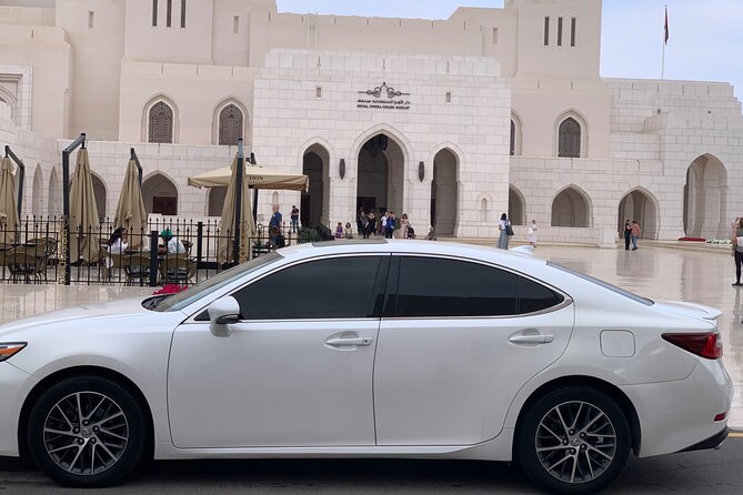 Muscat : Luxury car with private driver - Using the car for appointments and errands