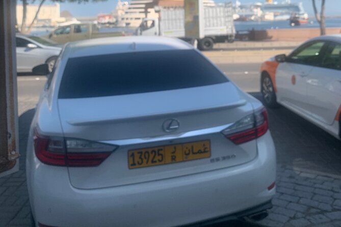 Muscat : Luxury car with private driver - Comforts, limits, and what is not included
