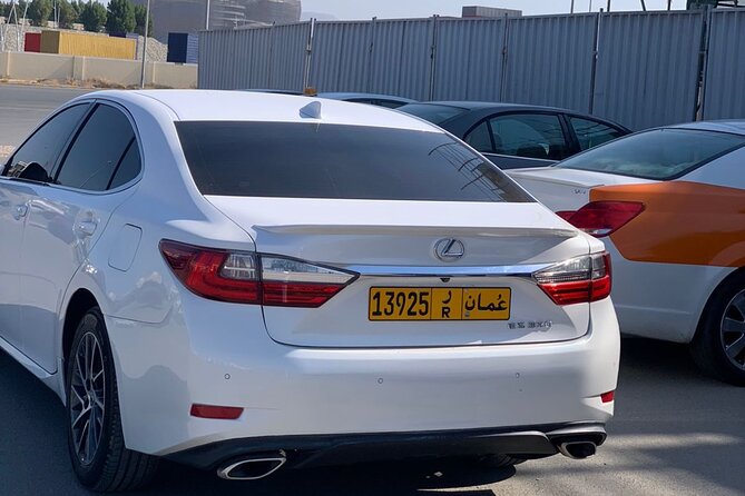 Muscat : Luxury car with private driver - City touring without a fixed route