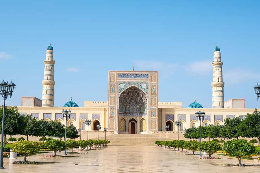 Muscat: Night Tour 4 Hours - The Grand Mosque under evening lights