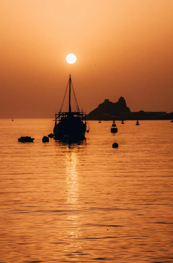 Muscat: Night Tour [ Sightseeing ] - Muttrah Souq: 45 minutes to browse at your own pace