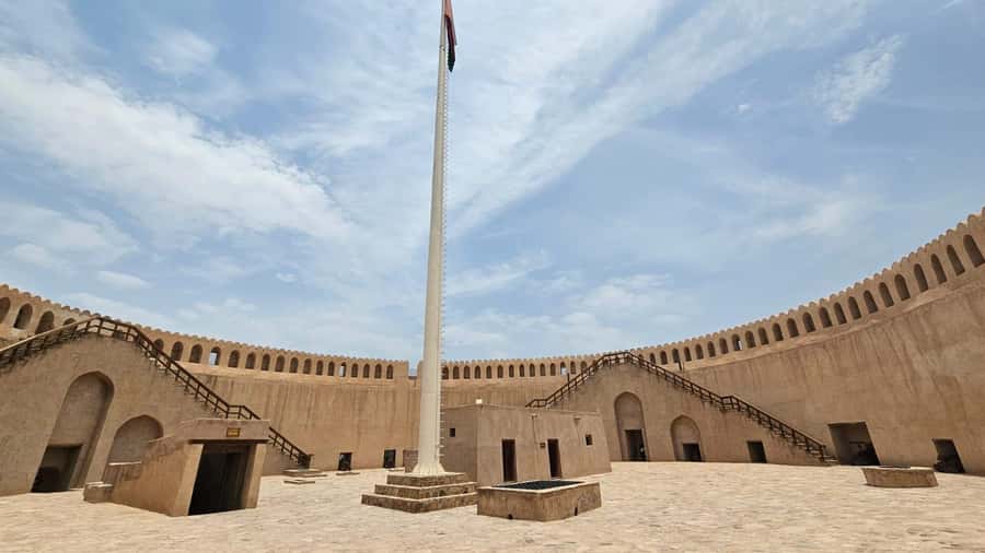 Muscat: Nizwa, Birkat Al Mouz & Oman Across Ages Museum - Oman Across Ages Museum: save your energy for the finale