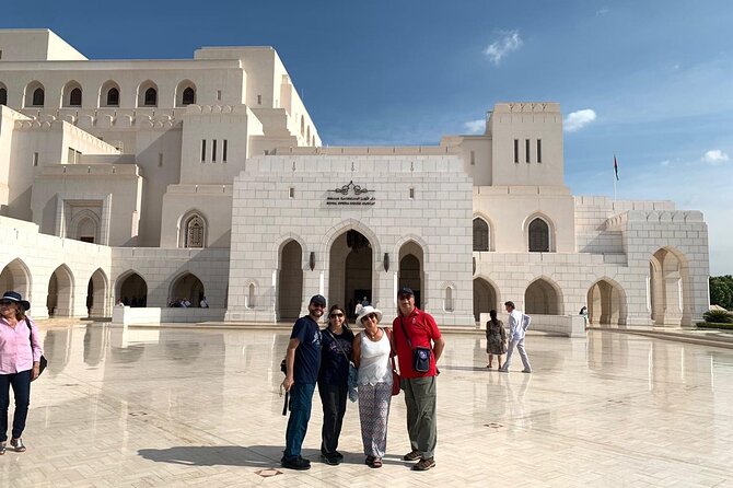 Muscat : Private morning tour in Muscat - Royal Opera House: a cultural stop with an extra fee