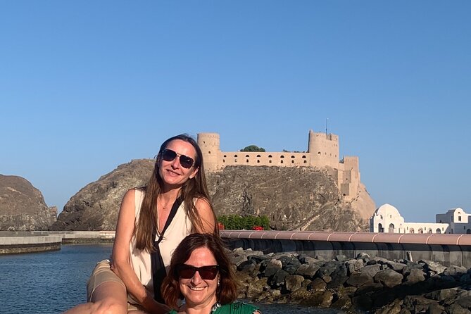 Muscat : Private morning tour with an Omani guide - Al Alam Palace and the royal district