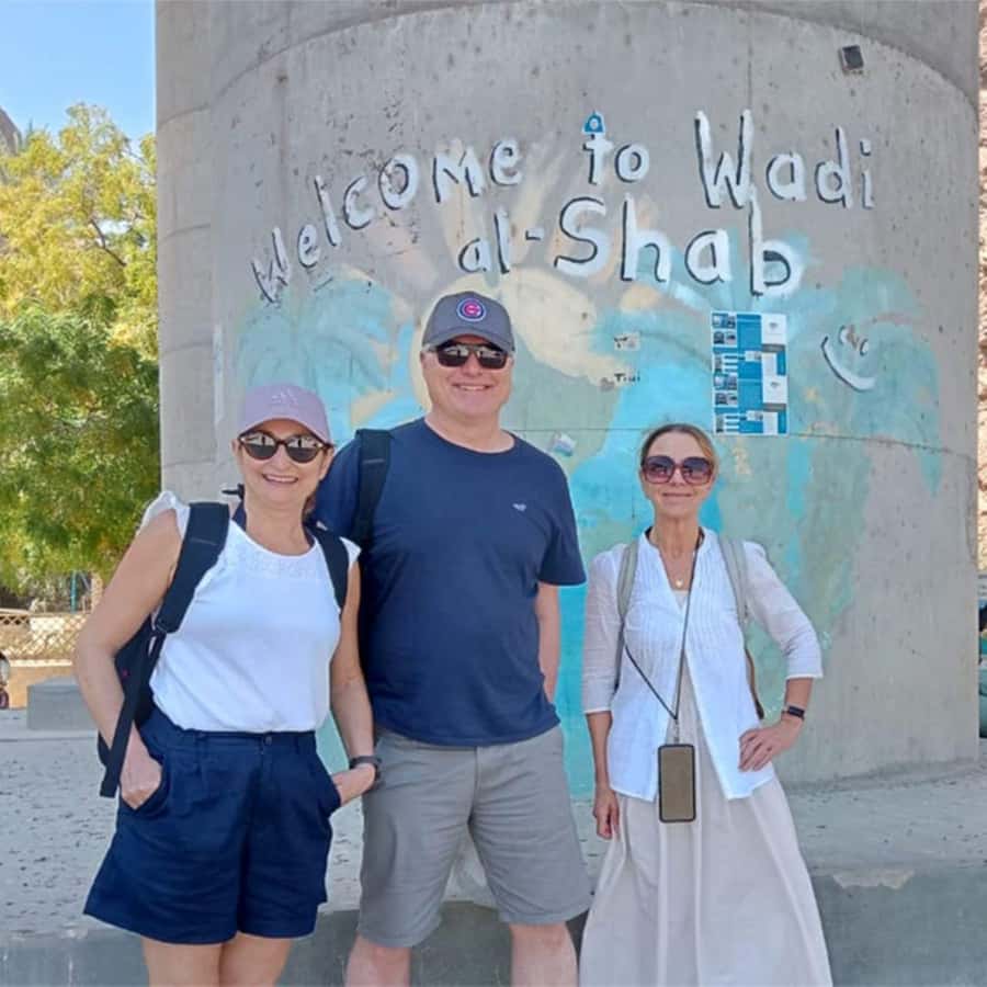 Muscat: Southern Treasures & Wadi Shab Tour with Audio Guide - The 45-minute walk into Wadi Shab