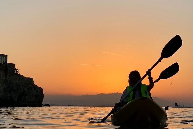 Muscat Sunset Kayak - Setting out from Nimr Street in Muscat