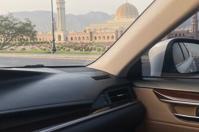 Muscat trasfer: airport trasfer to/from hotel in muscat - A private arrival at Muscat International Airport