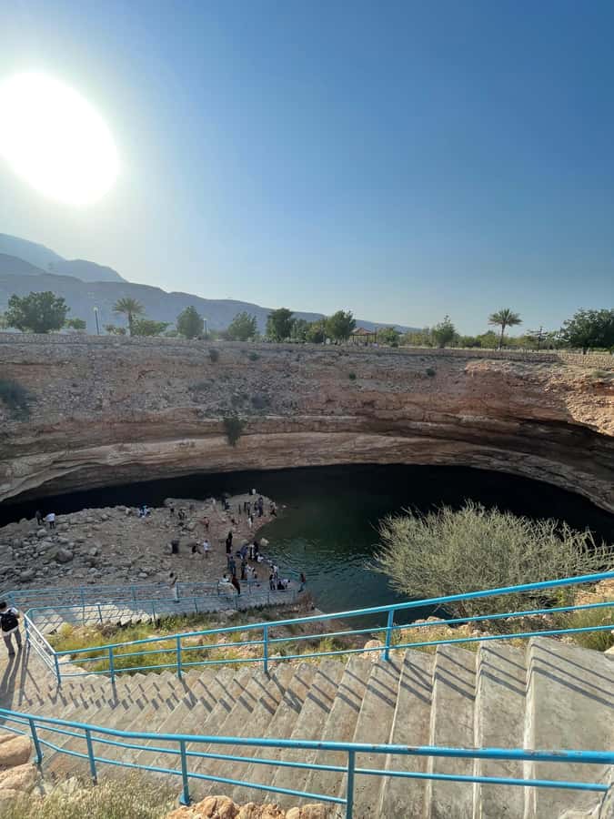 Muscat: Wadi Shab, Romantic Cave and Sinkhole Full-day Trip - The Romantic Cave and coastal views