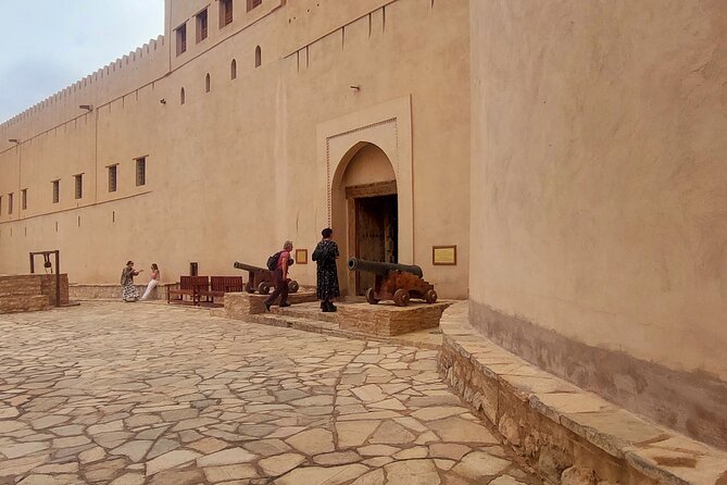 Nizwa and Green Mountain Group Full day tour - Lunch, Ramadan, and the real cost