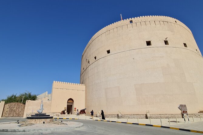 Nizwa Heritage & Jebel Shams Canyon – Private Tour from Muscat - Misfah Al Abriyeen and its falaj water system