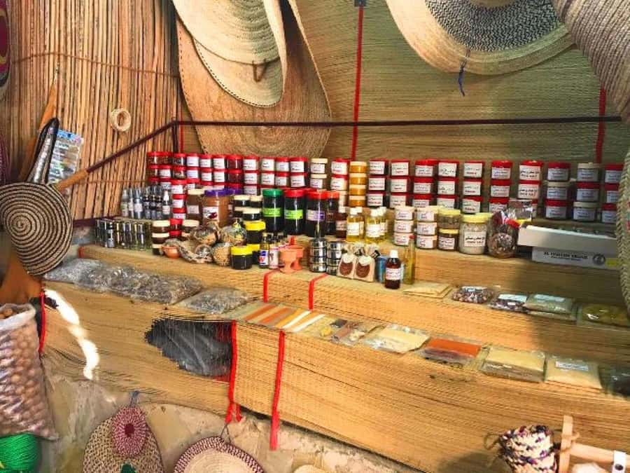 Nizwa Market, Nizwa Fort, Misfat Al Abriyeen, Jabal Shams - Jabal Shams: Oman’s Grand Canyon viewpoint