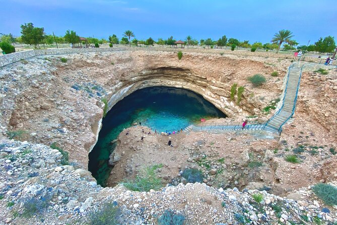 Oman Explorer: City, Wadis, and Desert 5-Day Adventure - Who should book this Oman tour?