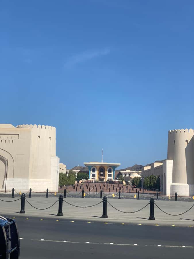 Oman: Private City Tour of Muscat with pick up/drop off - Al Jalali and Al Mirani guard the harbor