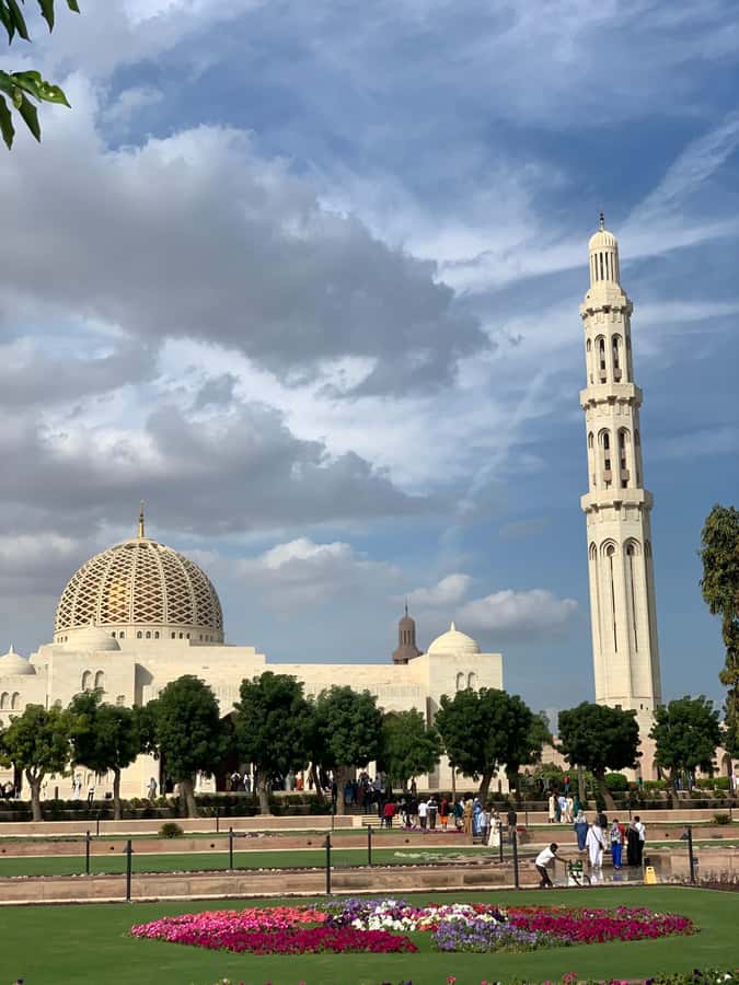 Oman: Private City Tour of Muscat with pick up/drop off - Sultan Qaboos Grand Mosque sets the tone