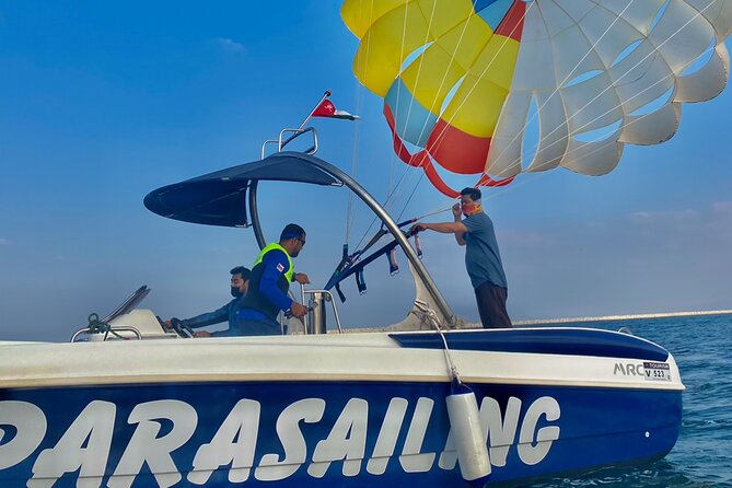 Parasailing tour in Al Mouj Muscat - The boat ride and safety briefing