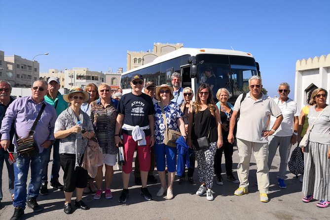 Premium Muscat half day excursion-Italian guide - Entering Sultan Qaboos Grand Mosque