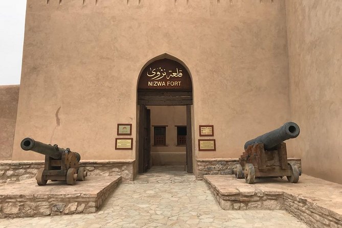 Private Day Trip to Nizwa & Jabal Shams (The Grand Canyon of Oman) - The Jabal Shams viewpoint and Wadi Ghul photo stop