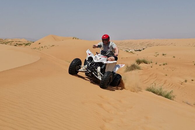 Private Desert Tour with Activities - Full Day - Coffee, dates, and the layout of a Bedouin house