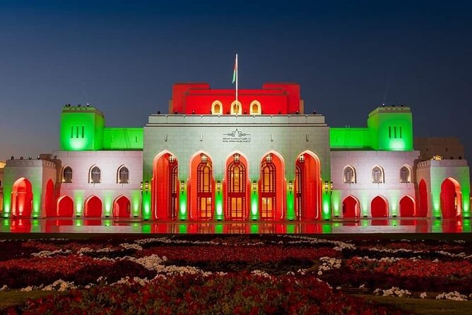 Private Evening Muscat City Tours - A short walk along the Muttrah Corniche