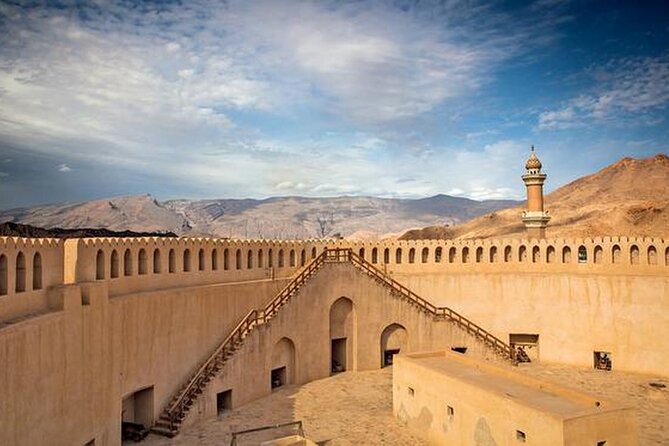 Private Explore Oman Grand Canyon, Jebel Shams and Nizwa - Nizwa: Oman’s Historic Inland Center