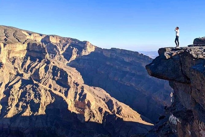 Private Full Day Guided Balcony Walk Hiking to Jebel Shams - Leaving Muscat early in a private 4WD