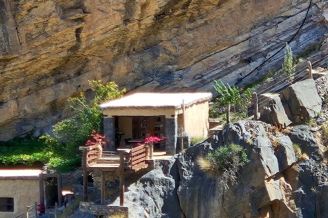 Private Full-Day Jebel Akhdar-Al Suwjara Village Tour - Key points to know before booking