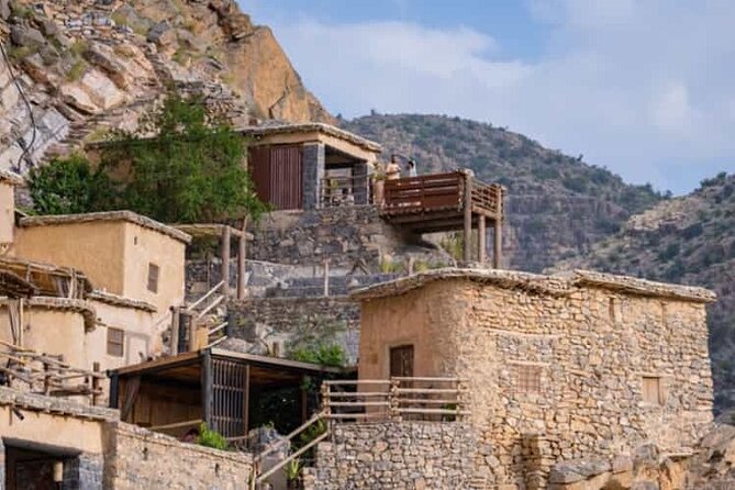 Private Full-Day Jebel Akhdar-Al Suwjara Village Tour - Leaving Muscat for Oman’s mountain interior