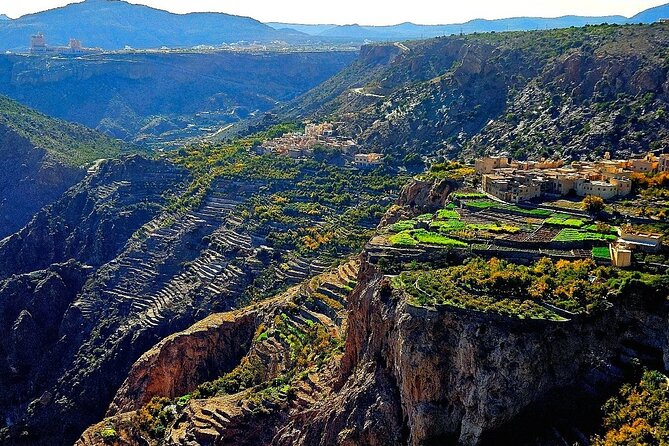 Private Full-Day Jebel Akhdar-Al Suwjara Village Tour - Seeing Oman’s UNESCO-listed aflaj irrigation