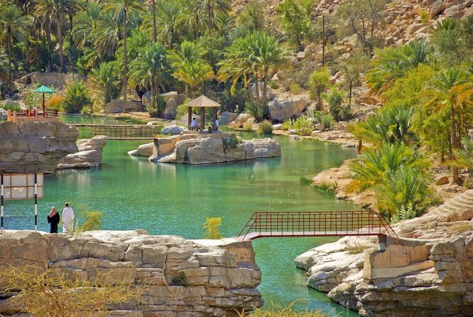Private Full-Day Wadi Tiwi and Bimmah Sinkhole Tour from Muscat - Key points to know before booking