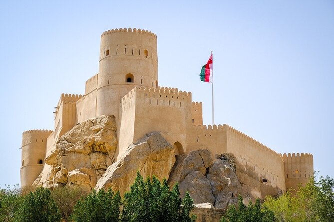 Private Half-Day Tour to Grand Mosque-Nakhal Fort and Hotspring - Practical timing, clothing and what to carry