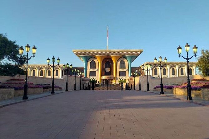 Private Muscat City Tour - Full Day Tour - The harbor forts, Al Jalali and Al Mirani