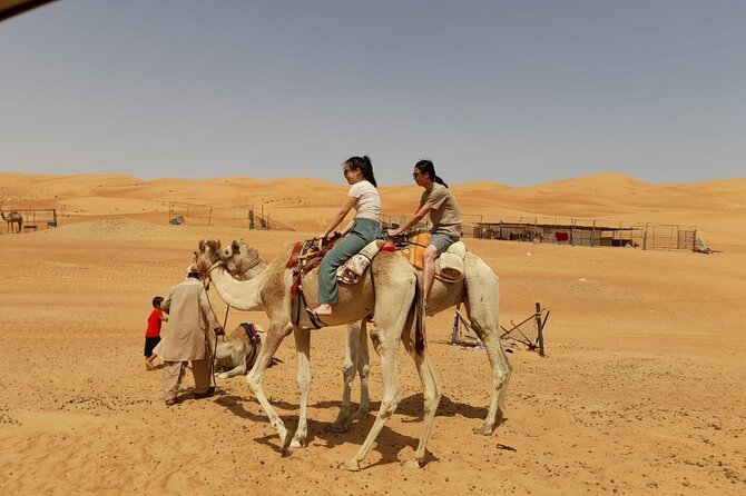 Private Overnight at Wahiba Sand Desert and Wadi Shab Tours - Sunset, dinner, and a night among the dunes