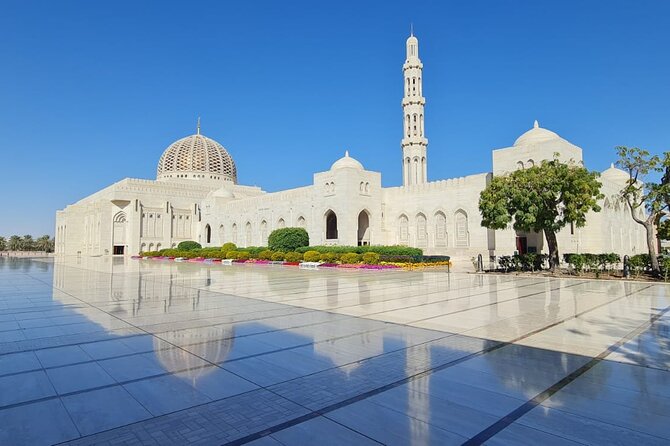 Private Sultan Qaboos Grand Mosque-Nakhal Fort-Wakan Village - Full Day Tour - Why a private 4WD matters here