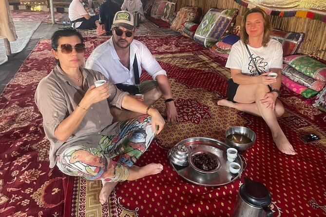 Private Sunset Watching Desert Safari with Dinner - What the Private Format Is Worth