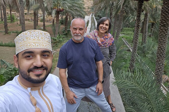 Private Tour Nizwa Birkat Al Mouz and Oman Across Ages Museum - An Omani lunch with bread, Karak tea, and shiwa meat