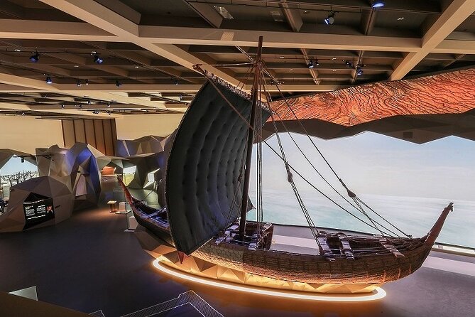 Private Tour Nizwa Birkat Al Mouz and Oman Across Ages Museum - Hisham’s role and the value of a private guide