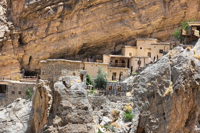Private Tour to Jebel Akhdar Al Suwjara Village - Birkat Al Mouz and the old village ruins