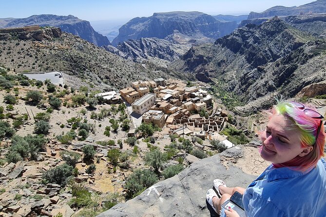 Private Tour to Jebel Akhdar Al Suwjara Village - Diana Point and the big mountain views