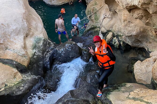 Private Tour Wadi Shab & Sinkhole Tour – Swim, Hike & Explore - Swimming through the pools to the cave waterfall