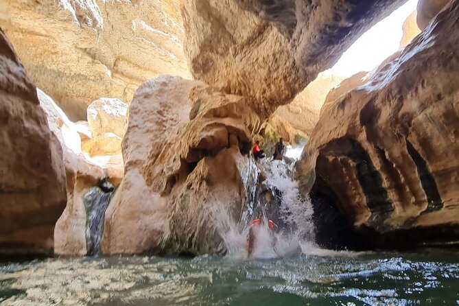 Private Wadi Shab - Bimmah Sinkhole - White Sand Beach - Full Day Tour - Fins Beach closes the day on a bright note