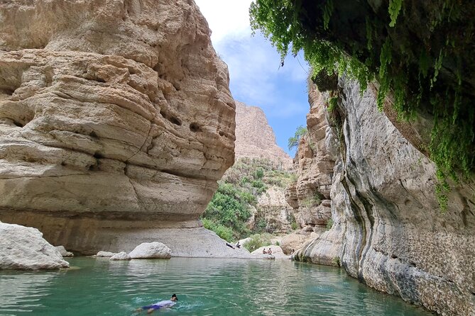 Private Wadi Tiwi - Bimmah Sinkhole - White Sand Beach - Full Day Tour - Private touring and the value of a personal guide