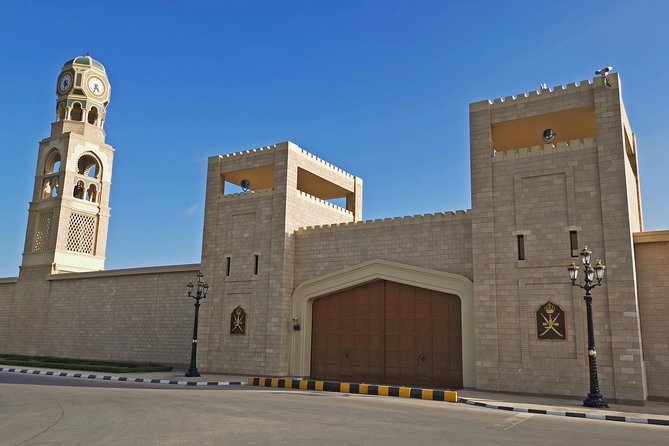 Salalah City and East Tour Combo (Darbat falls, Razat spring) - Why the city-to-valley route works