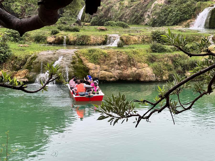 Salalah: Wadi Darbat, Jabal Samhan, Baobab, Mirbat Sand Dune - Jabal Samhan is the high point, literally