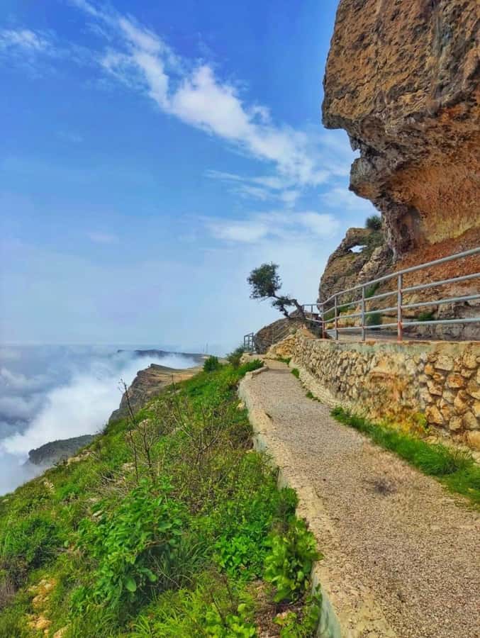 Salalah: Wadi Derbat, Jabal Samhan, & Sinkhole Private Tour - The best time to choose this tour