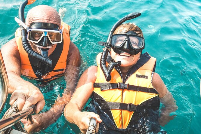 Snorkeling trips to Daymaniat Islands Sharing Trip - Crew service and the beginner experience
