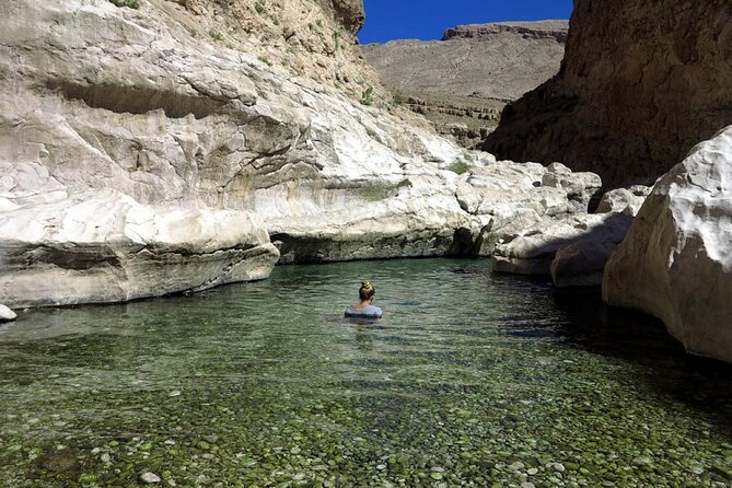 Tour Jawahir 2 Days-1 Night In Wahiba Sands, Oman Tours Package - Practical packing advice for the desert and wadis